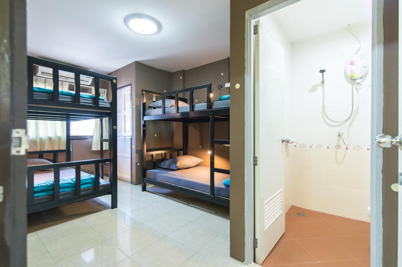 Full stop. Hostel Patong Exterior foto